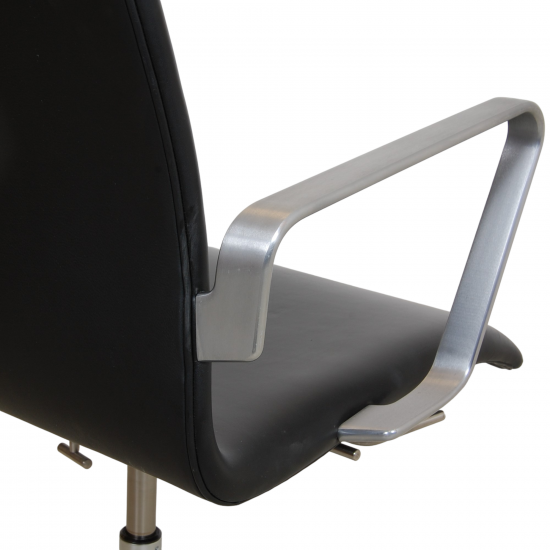 Arne Jacobsen - black The Egg Chair – Arne Jacobsen, Denmark, 1960 – Black Leather